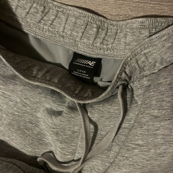 American Eagle Men’s Grey Shorts - Size S - Picture 3 of 3